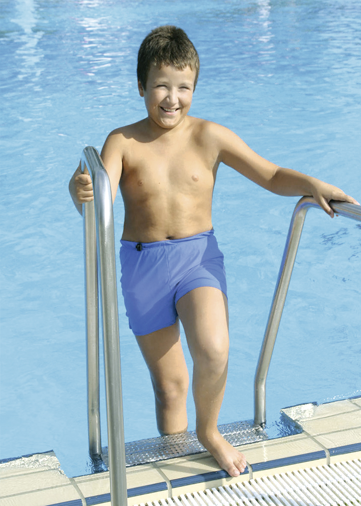 Inkontinenzbadehose für Jungs by Suprima: Kinder und Jugendliche mit Inkontinenz können mit spezieller Badekleidung wieder am Schwimmunterricht und dem Freibadbesuch teilnehmen! 